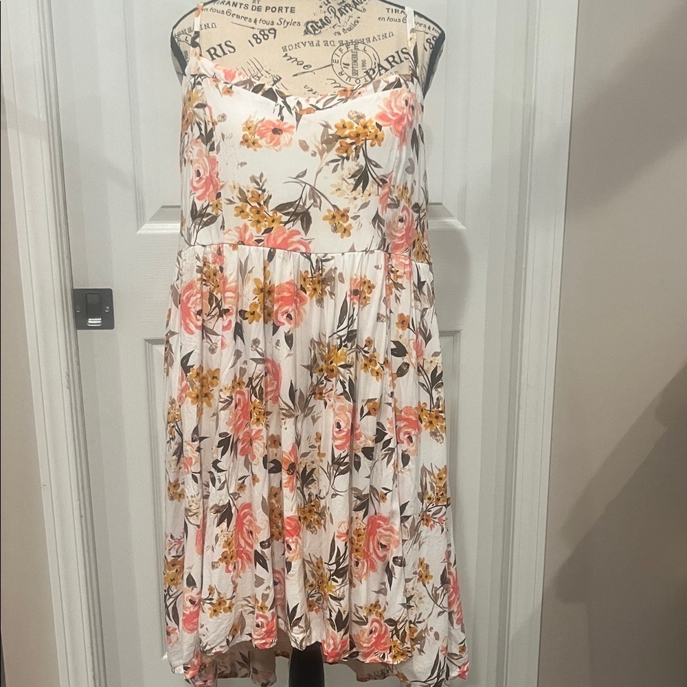 Torrid floral midi length, fully lined dress, size 1, 1X or 14/16